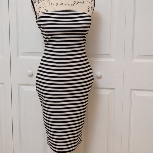 EXPRESS Midi DRESS BLACK & WHITE Strapless "Breton" Stripe Nautical Sailor-core - Picture 4 of 4